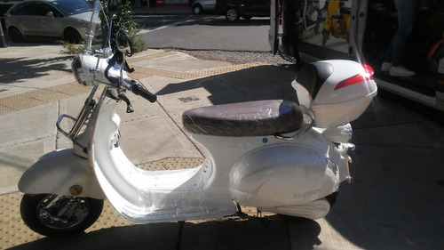 Imagen 11 de 25 de Sunra Vespa Vintage Litio Stock Electrica 3000w Retro