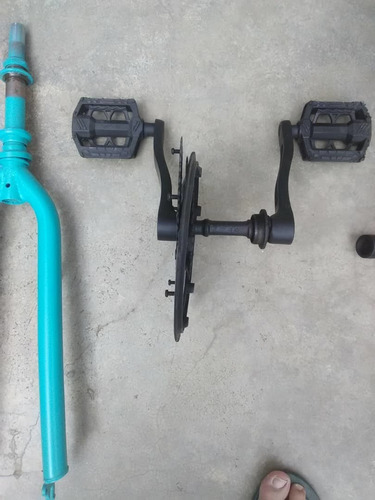 Imagen 2 de 4 de Cuadro, Horquilla, Pedaleras De Bici Para Restaurar