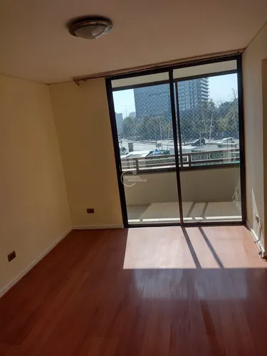 Departamento En Arriendo De 2 Dorm. En La Reina