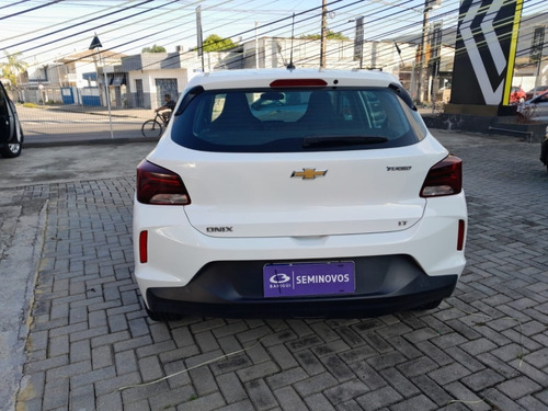 Chevrolet Onix 1.0 TURBO FLEX LT AUTOMÁTICO