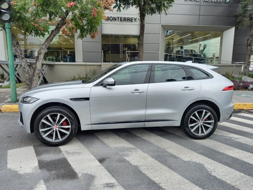Imagen 3 de 11 de Jaguar F Pace S 2019