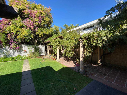 Se Vende Casa En Macul (107853)