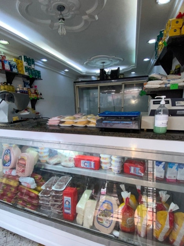 Imagen 3 de 10 de Se Traspasa Local Comercial Más Fondo De Comercio