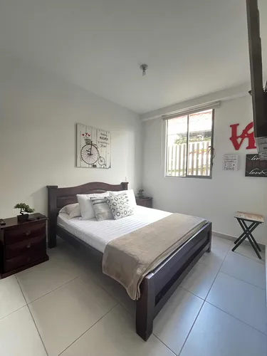 !oportunidad Unica! Apartamento En Primer Piso Con Todo Cerc