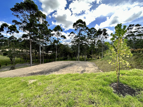 Venta De Lote En El Retiro