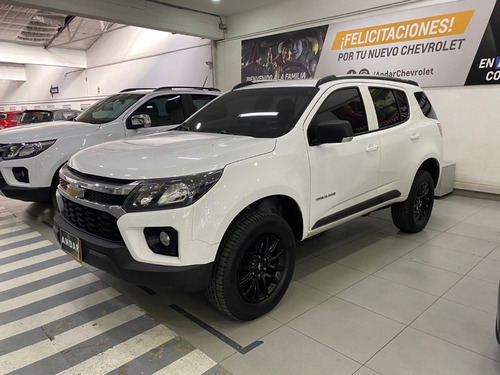 Imagen 2 de 17 de Trailblazer 5puestos Lt At 2023