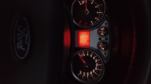 Imagem 8 de 12 de Ford Focus Ghia Hatch 2009/2009 2.0 16v Automático