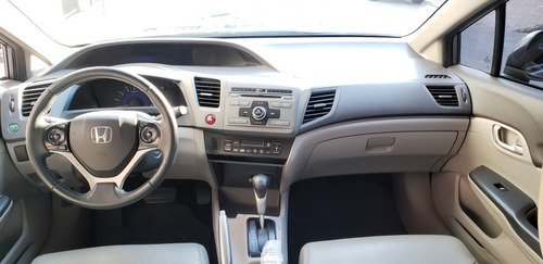 Imagem 8 de 13 de Honda Civic 2013 1.8 Lxs Flex Aut. 4p