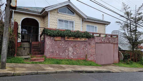 Casa En Venta De 4 Dorm. En Ancud