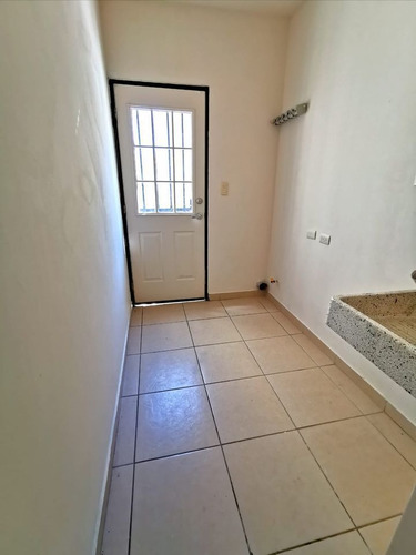 Imagen 7 de 15 de Hermosa Casa En Renta Al Norte En Mision Del Sol