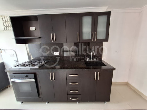 Apartamento En Arriendo Rodeo Alto 472-5004