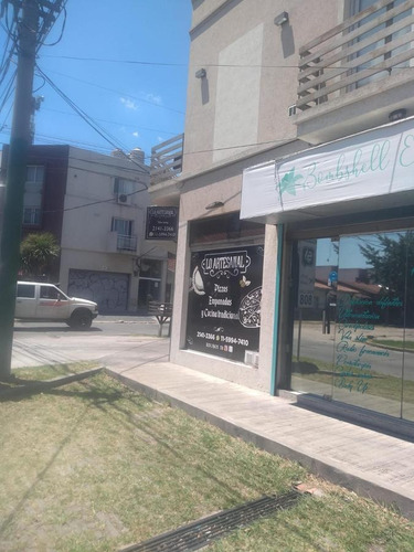 Imagen 5 de 16 de Local En Venta - Zona Ituzaingo - Permuta