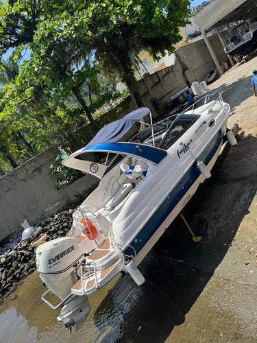 Lancha Focker 255 2007