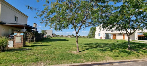 Imagen 3 de 17 de Hermoso Lote El Canton