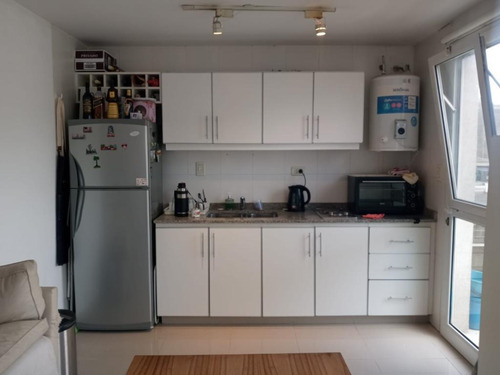 Imagen 2 de 11 de Venta Departamento 2 Amb.hi 42 Oportunudad !!!!