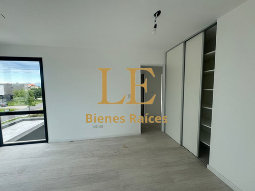 Venta En El Canton