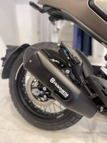 Husqvarna Svartpilen 401 0km 2023