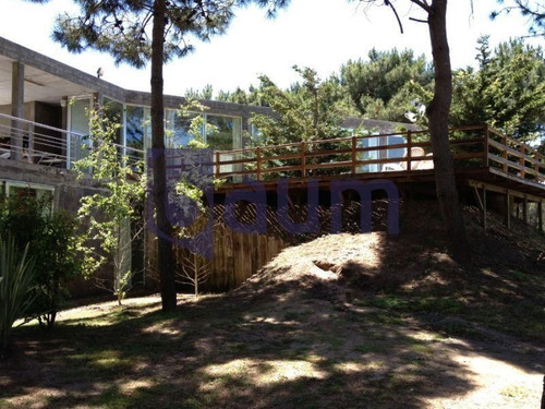 Nautilus E/ Penelope Y Selene- Pinamar Norte