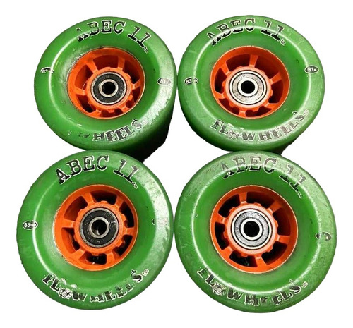 4 Rodas Abec 11 Fly Wheels 83mm 81a + Rolamentos Bones Swiss (Usado)