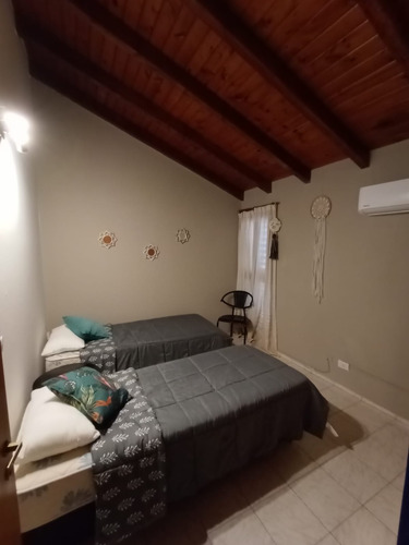 Imagen 17 de 20 de Departamento Temporario Casita Hasta 6 Personas Con Cochera, Quincho Y Asador Córdoba Capital