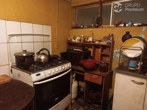 Vendo Casa 4d 1b 3e En El Estero, Estación Central