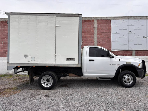 RAM 4000 5.7 Chasis Cabina 4x2 Mt