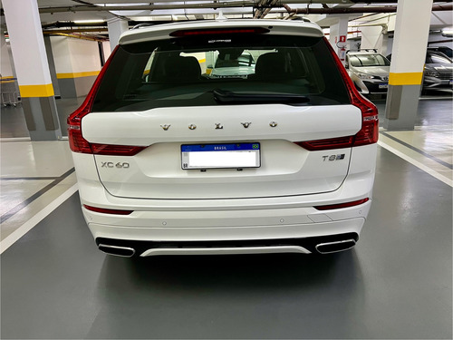 Volvo XC60 2.0 T8 R-design Drive-e 5p Hibrido