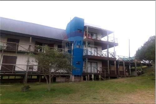 Se Vende Complejo De Cabañas En Punta Del Diablo