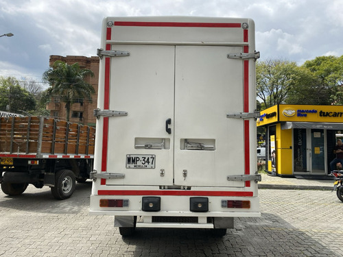 Chevrolet Nhr 3.0 Diesel 2016