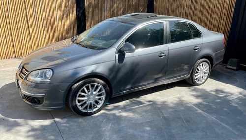 Volkswagen Vento 2.0 T Fsi Elegance Dsg 2011