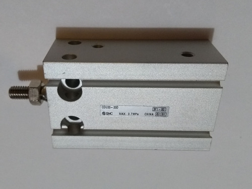 Cilindro O Actuador Neumatico Smc Modelo Cdu20-20d (Usado)