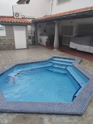 En Venta Moderna Casa Quinta En La Trigaleña 380mts. Calle Cerrada (cv)