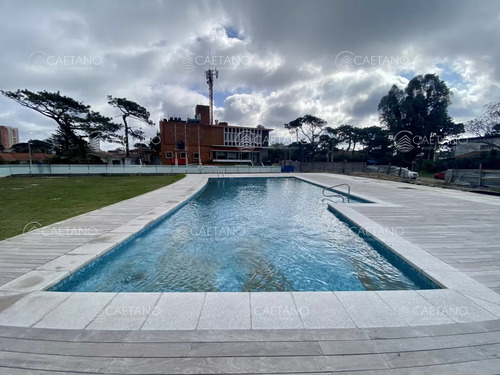 Alquiler Anual Apartamento 2 Dormitorios Playa Mansa Punta Del Este