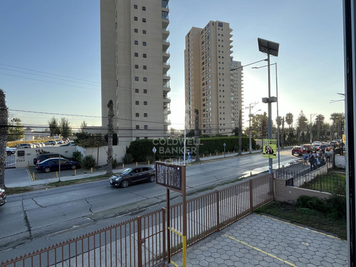 Hotel Familiar En Venta, Peñuelas Iv Región