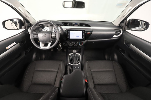 Toyota Hilux 2.8 Cd Sr 177cv 4x4