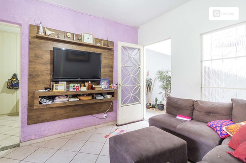 Imagem 2 de 15 de Aluguel De Casa Com 245m² E 13 Quartos - 13248