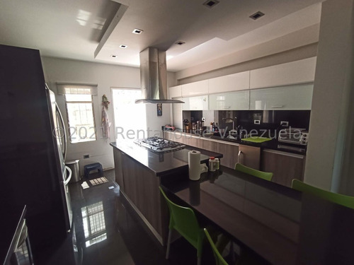 Imagen 5 de 11 de Casa En Venta Mls #22-1260 - Laura Colarusso