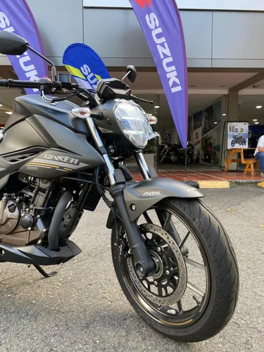 Suzuki Gixxer 250 Modelo 2025