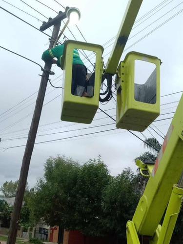 Hidroeleveador De 13,20 Metros Con Doble Barquilla