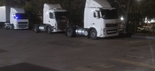 Imagem 6 de 15 de Volvo Fh400