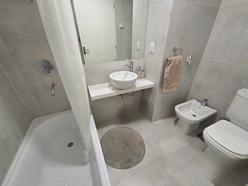 Alquiler 4 Ambientes De Categoria Cochera Y Amenities Olivos