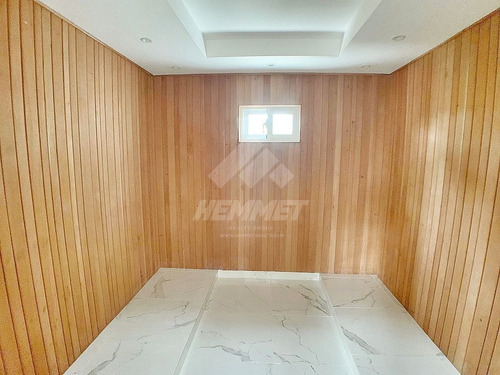 Imagen 9 de 12 de Casa De Venta En La Moraleja Santiago