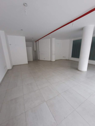 Se Vende: Gran Local Comercial Sobre Ambrosio Olmos - Nueva Cordoba