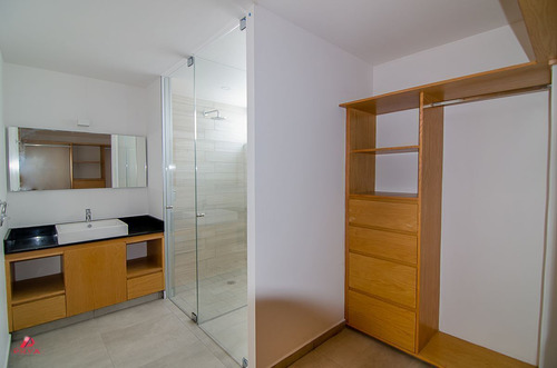 Departamento En Venta En Ciudad Granja, Zapopan.