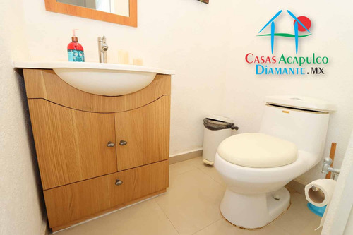 Cad Diamante Lakes Rubí 322. Terraza Con Sombra Y Vista A Las Áreas Comunes