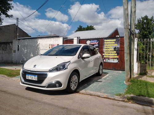 Peugeot 208 1.6 Allure 2019