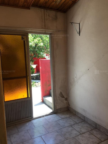 Casa En Venta Ubicado En Monte Chingolo, Lanús