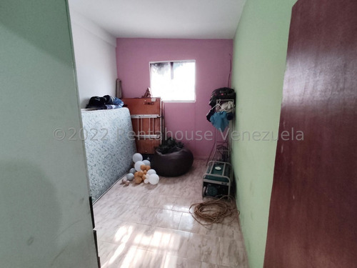 Imagen 3 de 30 de Casa Granja Con Piscina E Invernadero En Venta En Tarabana Cabudare Lara 0.4.2.4.5.9.3.7.5.4.2 / Rent-a-house Mls Código Flexmls: 22-22634, Posee Casa, Terraza, Depositos