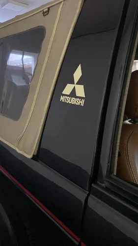 Mitsubishi Montero 2.6 L042 Lona