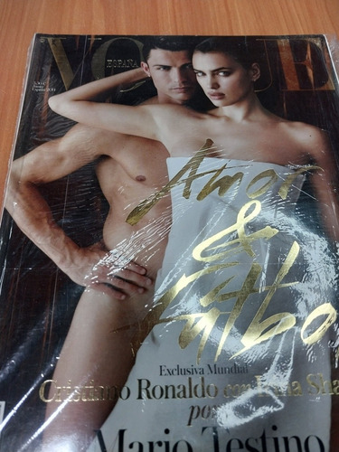 Imagen 2 de 6 de Revista Vogue España Cristiano Ronaldo Mundial Colección